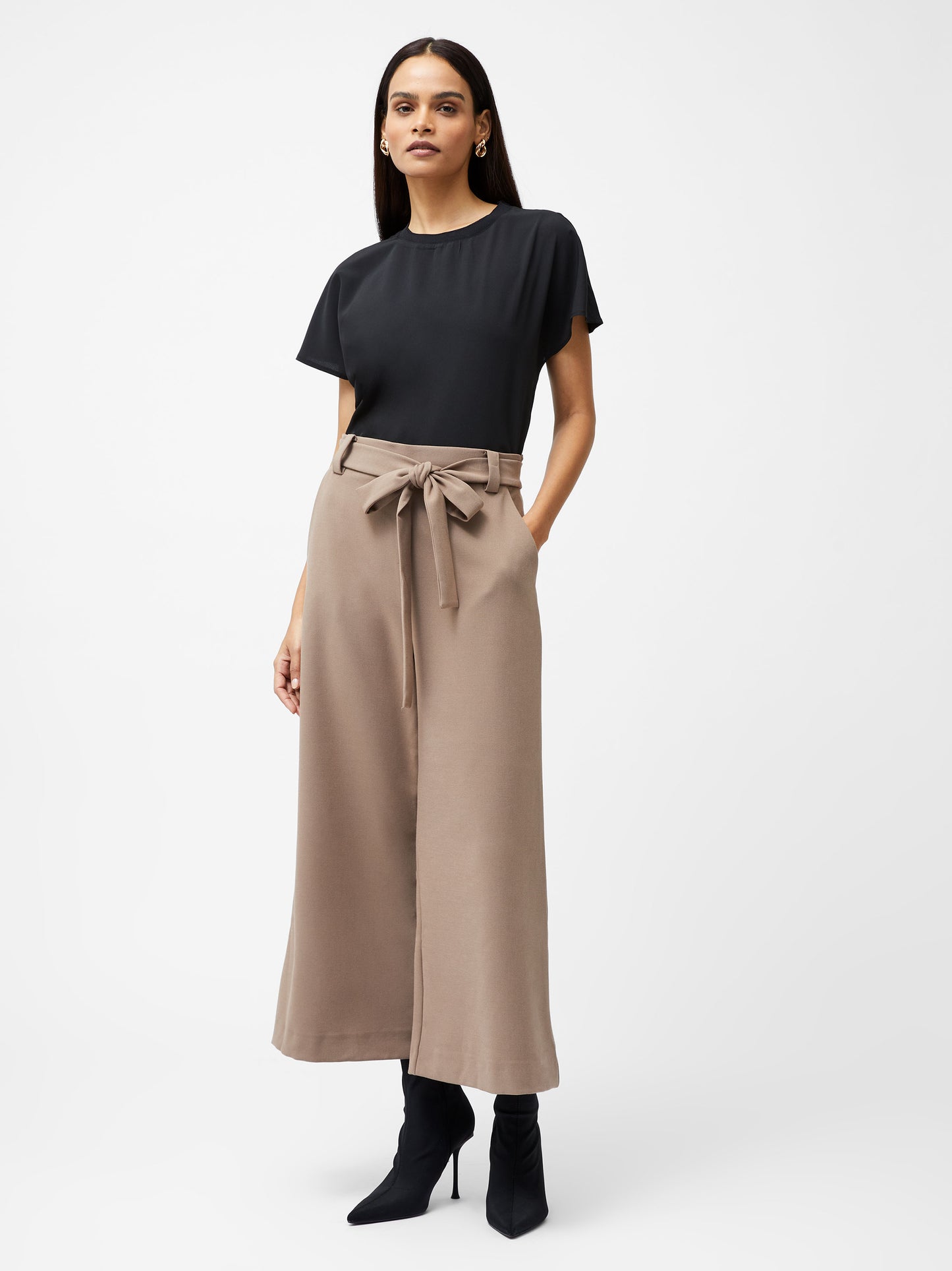 Woman wearing Wide leg belt culottes in Mocha colour