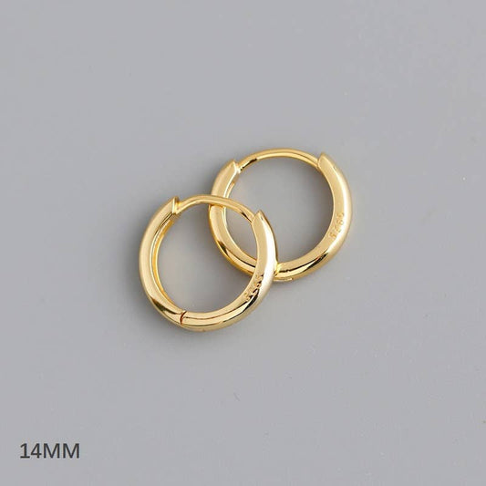 14mm simple gold-plated sterling silver hoop earring, lightweight and hypoallergenic.