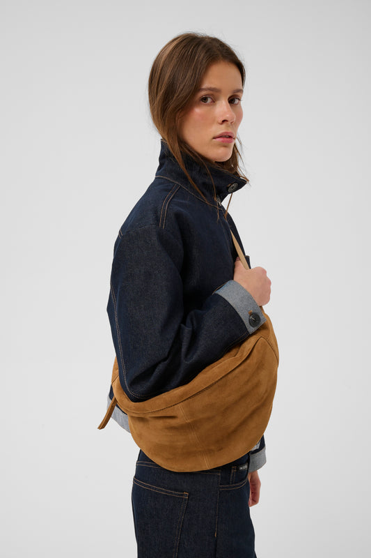 Woman wearing the InWear Rasida brown suede bumbag across her body