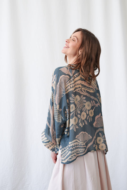 One Hundred Stars Rosa Blue floral print kimono
