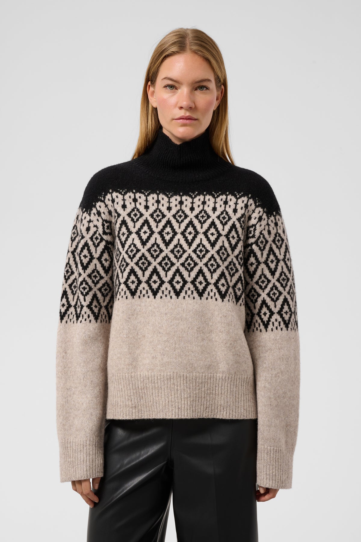 Soaked In Luxury Kaegan Pullover - Black & Pistachio