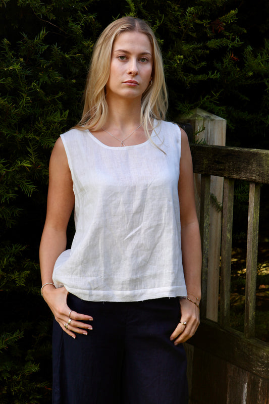 Dear Prudence Aimie Back Detail Top in European flax linen with split-back design and selvage hem detail.