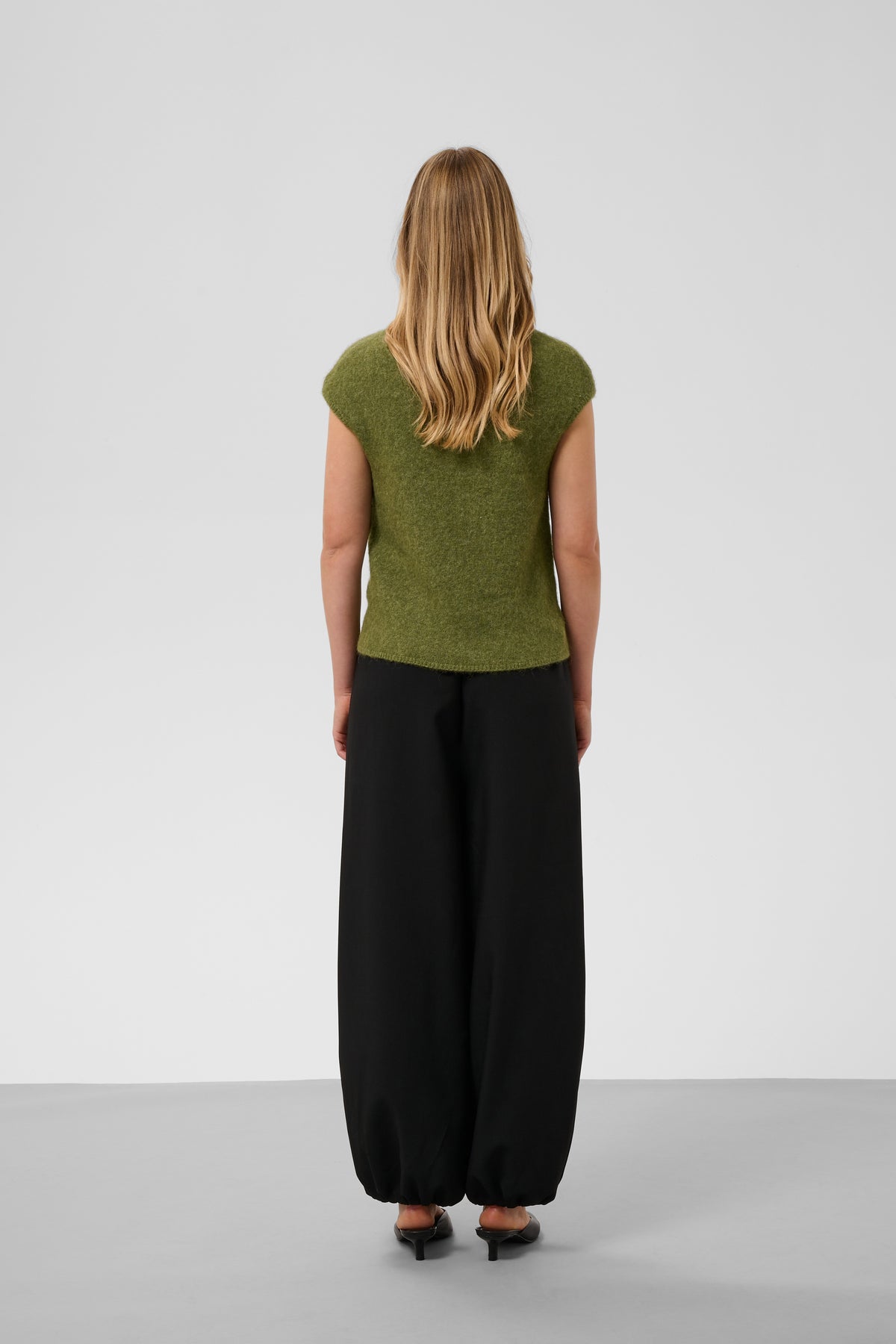 Soaked in Luxury Anina Top in Loden Green Melange with sleeveless design and roll neck