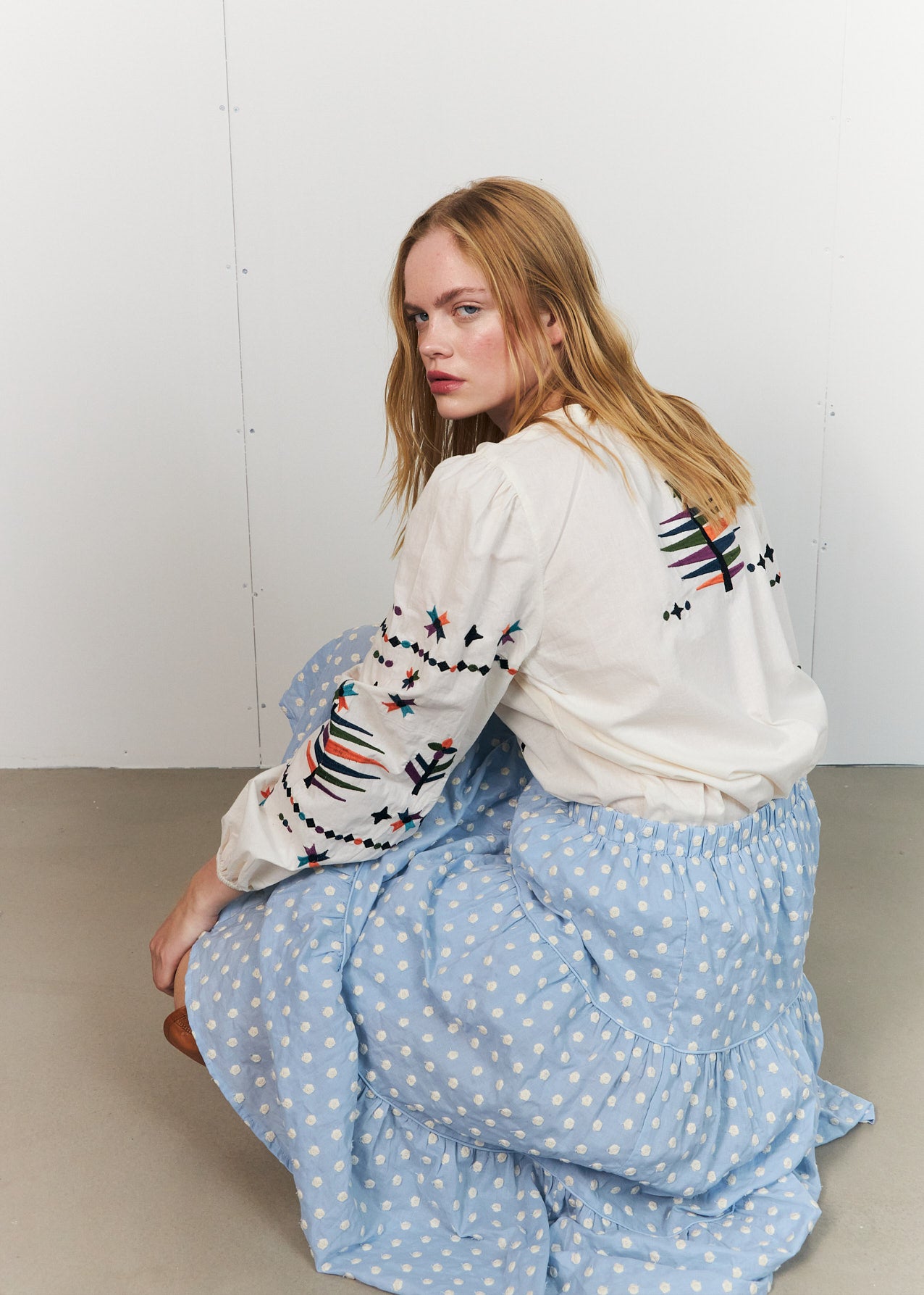 Lollys Laundry Bonnie white cotton shirt with embroidered pattern and tie neckline