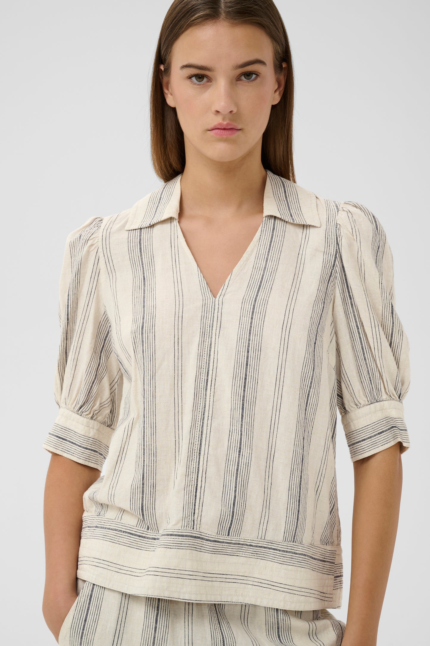 Inwear Matress Stripe blouse with puff sleeves on a model