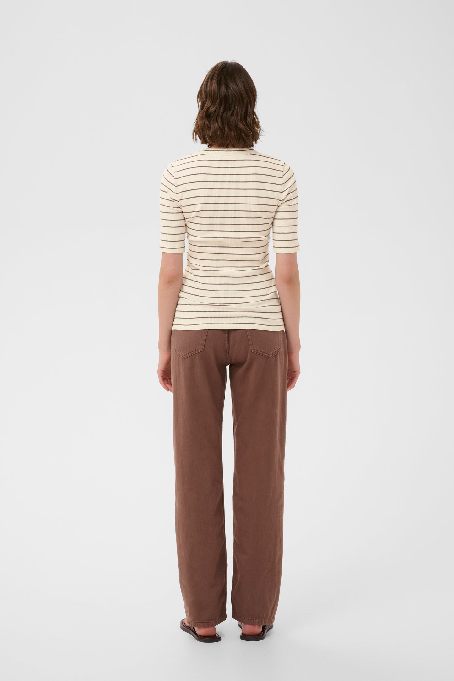 Inwear Dagnal T-shirt in vanilla with a brown stripe through it