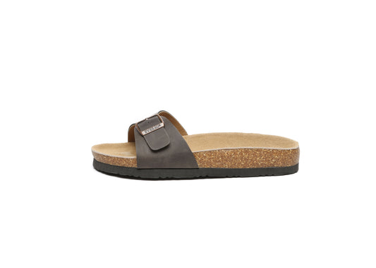 Everau Swan Leather Sandal in Brown