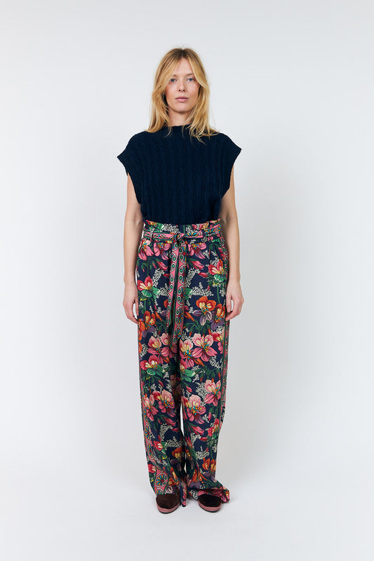Lollys Laundry Finn Knit Vest in Dark Navy with textured knit design.
