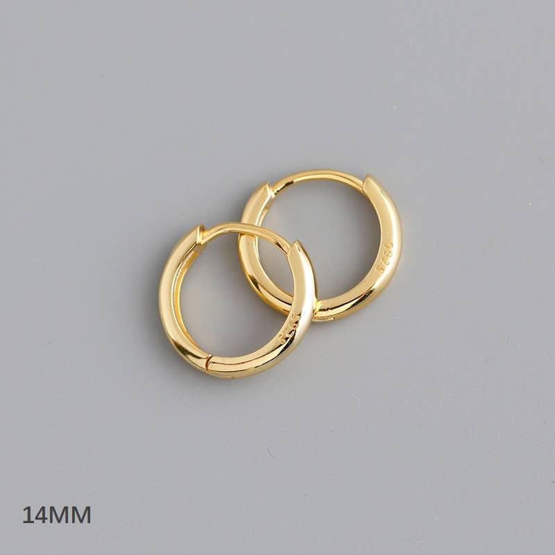 14mm simple gold-plated sterling silver hoop earring, lightweight and hypoallergenic.