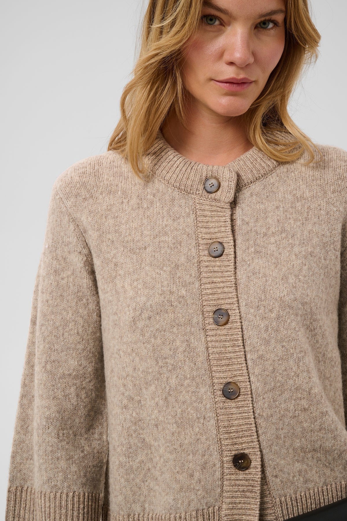 Soaked in Luxury Idalia Cardigan in Walnut Melange wool blend with button fastening and three-quarter length sleeves