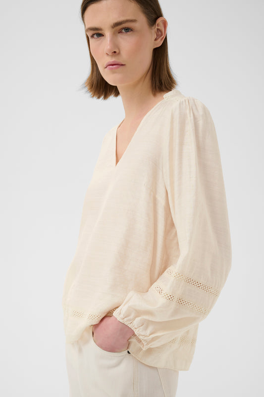 Inwear Henna Vanilla coloured blouse with long sleeves and cut out detailing