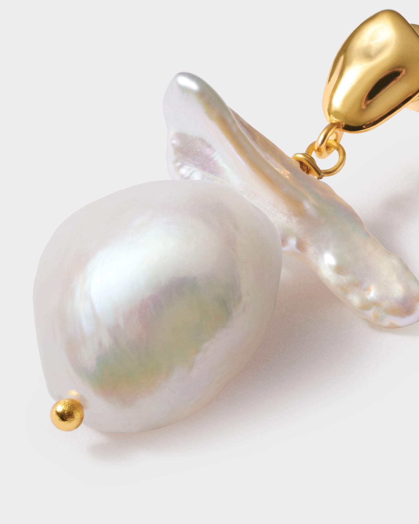 Katie Loxton Sol Pearl Earrings