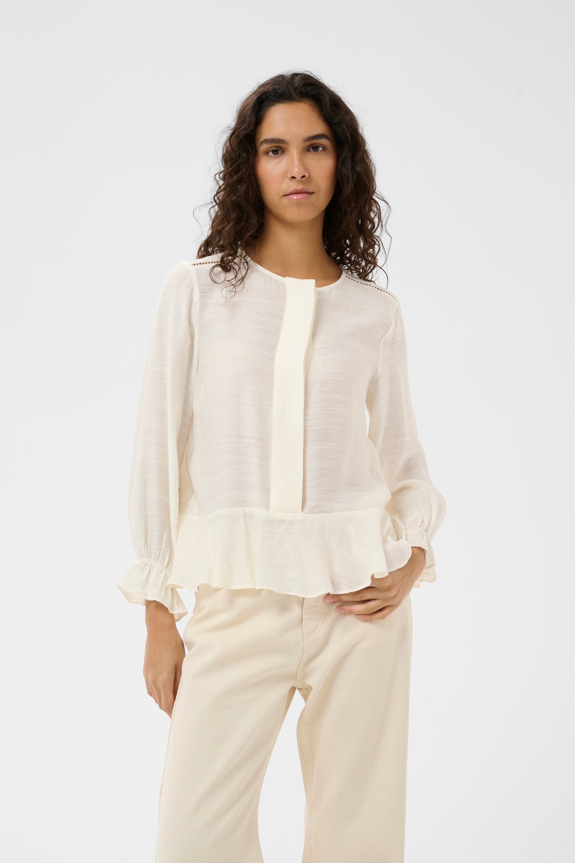 InWear Linnis white blouse with balloon sleeves 