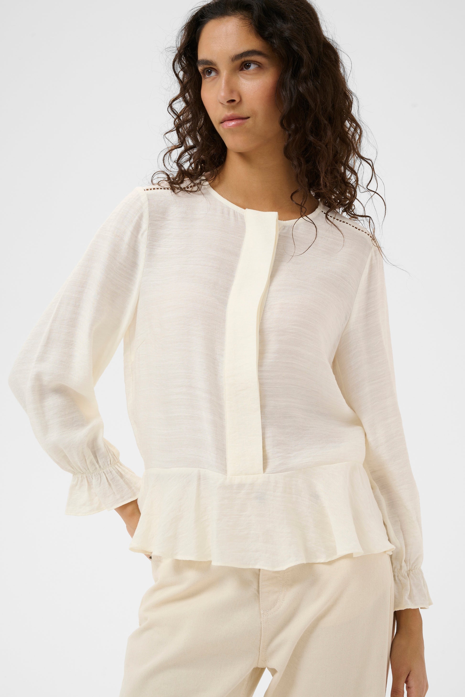 InWear Linnis white blouse with balloon sleeves 