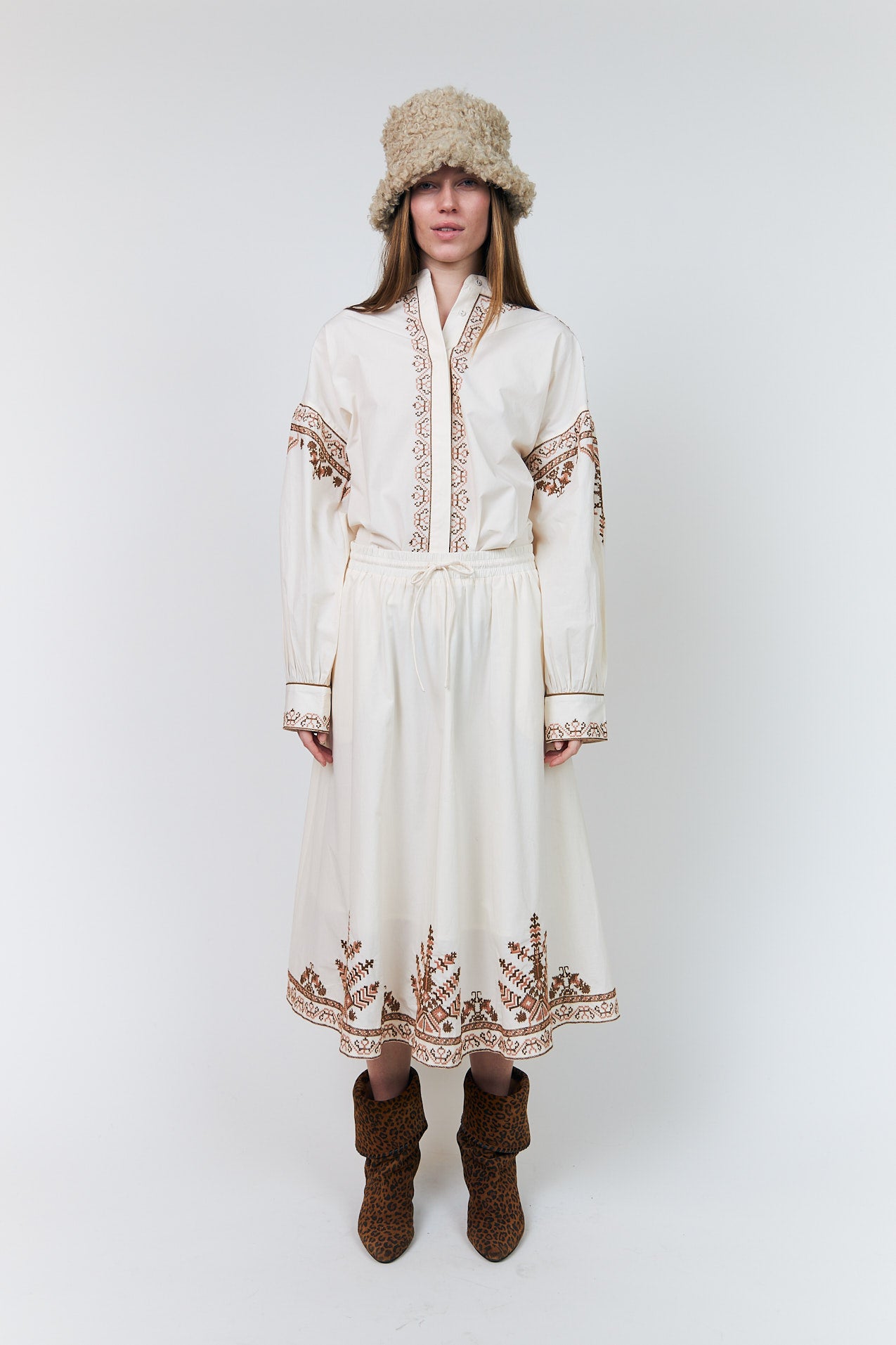 Lollys Laundry Lucia Shirt in Creme with intricate cinnamon-toned embroidery and concealed button fastening