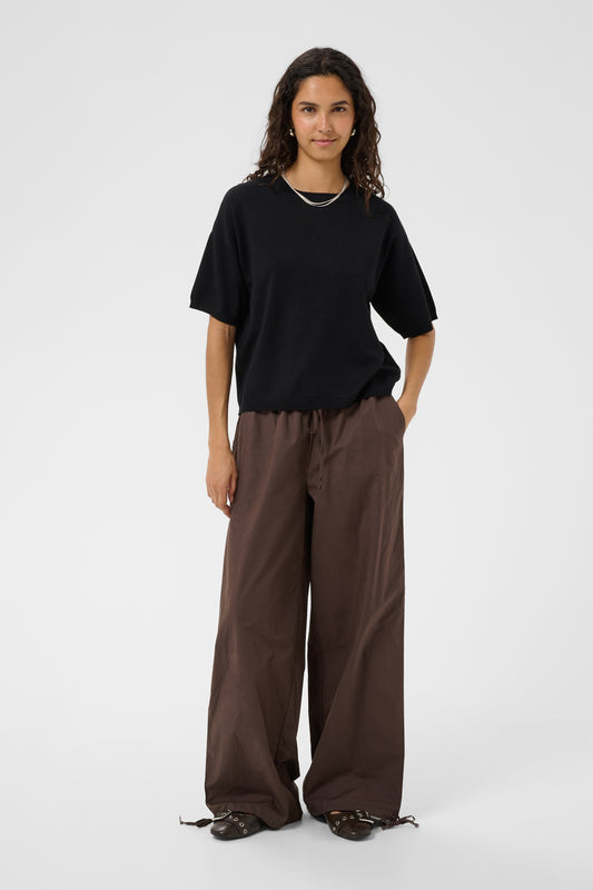 Mila Boxy Short Sleeved Pullover in Black
