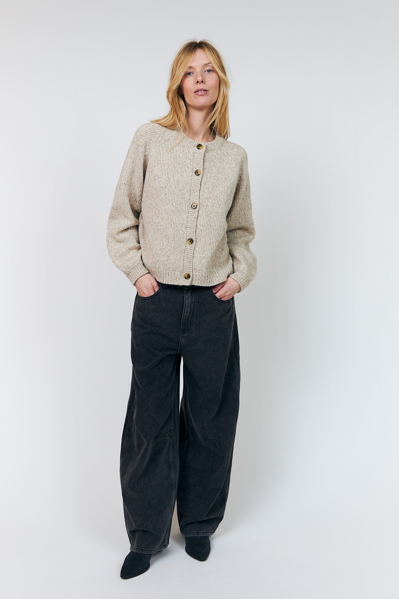 Lollys Laundry Nova Knit Cardigan in Creme with tortoiseshell buttons.