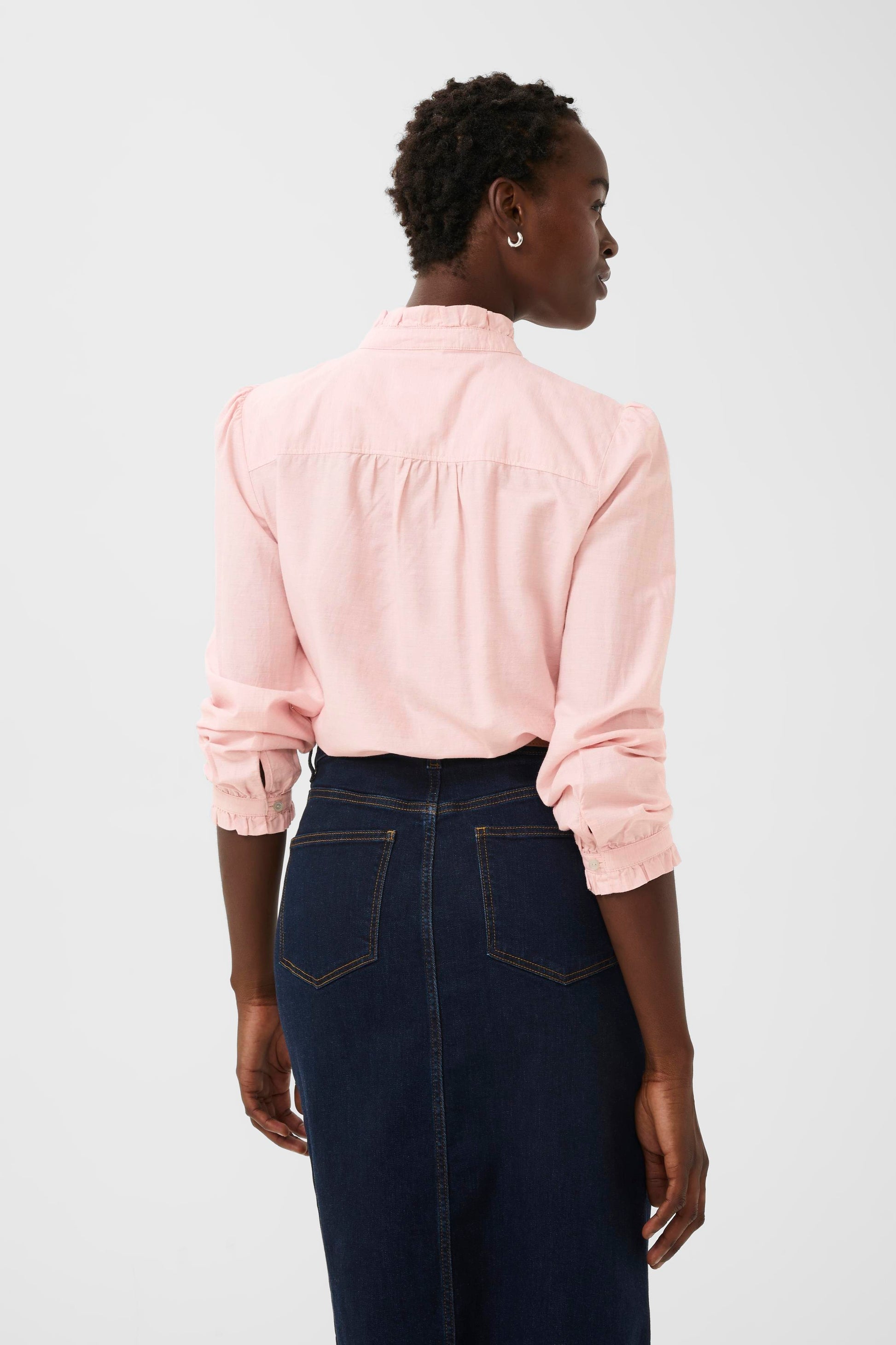 Woman Wearing the Part Two Rose Pink Glessia Cotton Blouse 