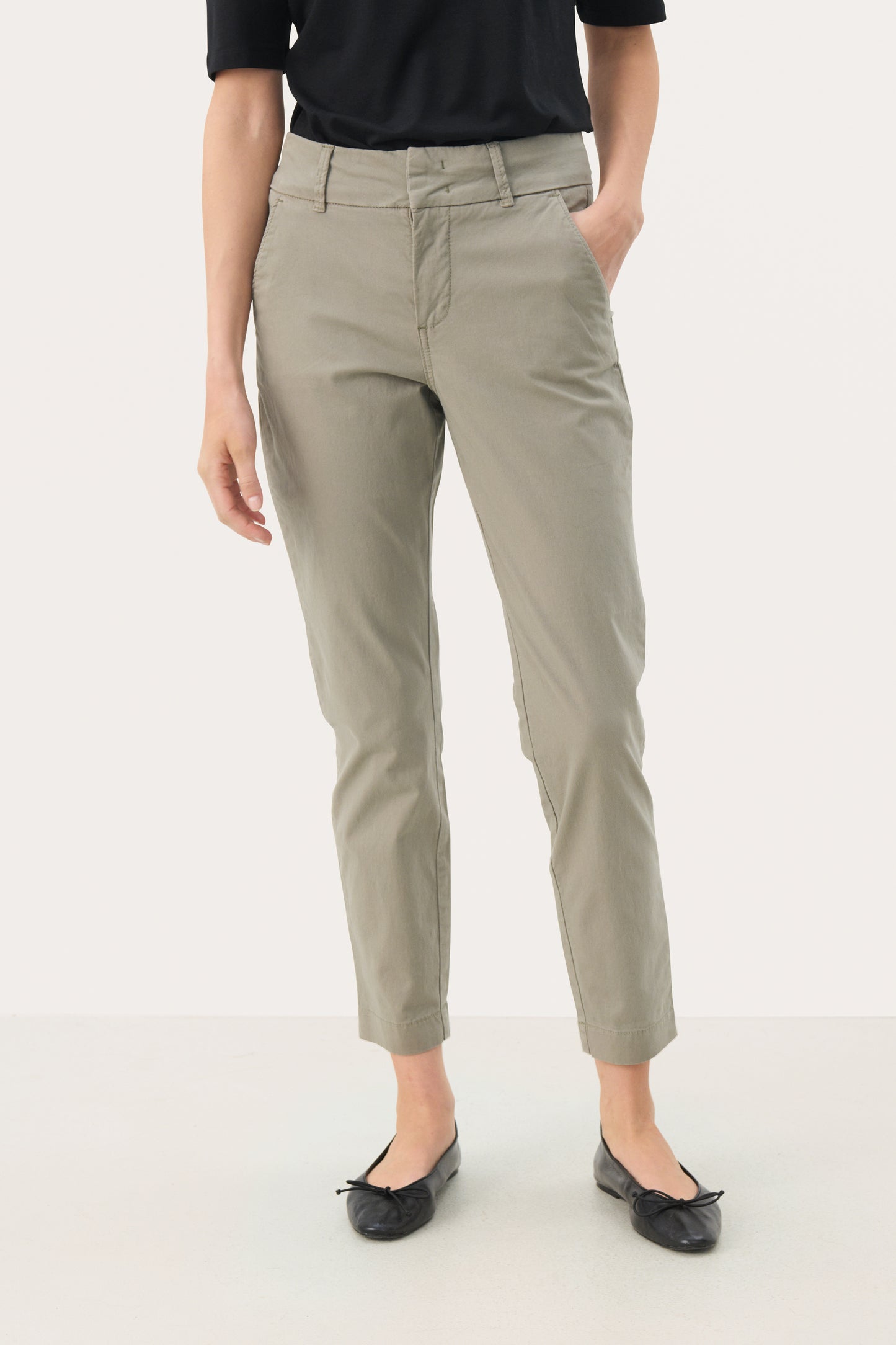  Part Two Soffys cropped trouser in vetiver green