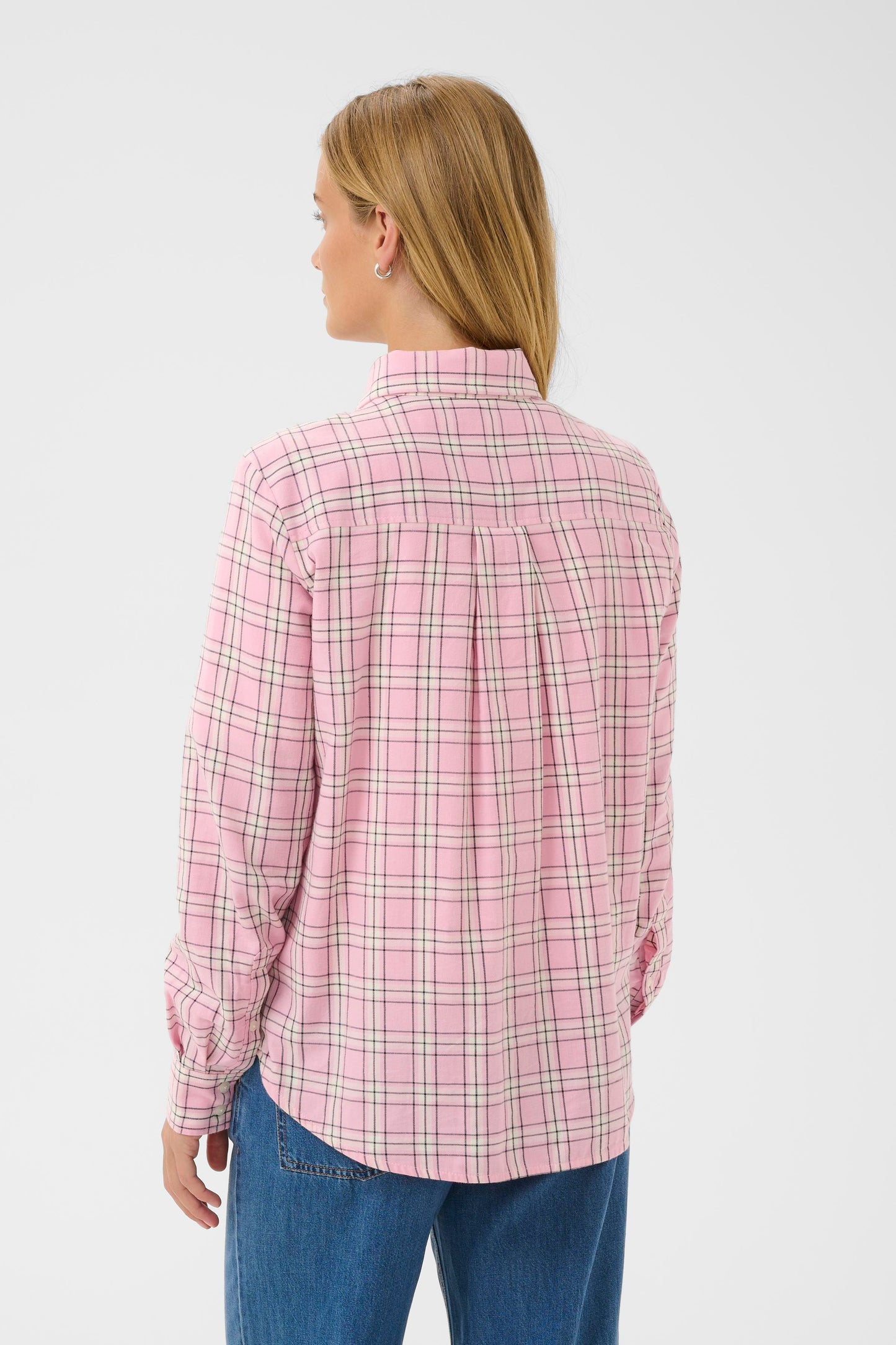 Woman wearing the Part Two Yana Pink Check shirt. 