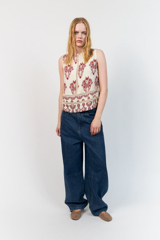 Lollys Laundry Pia sleeveless top in crème with red pattern