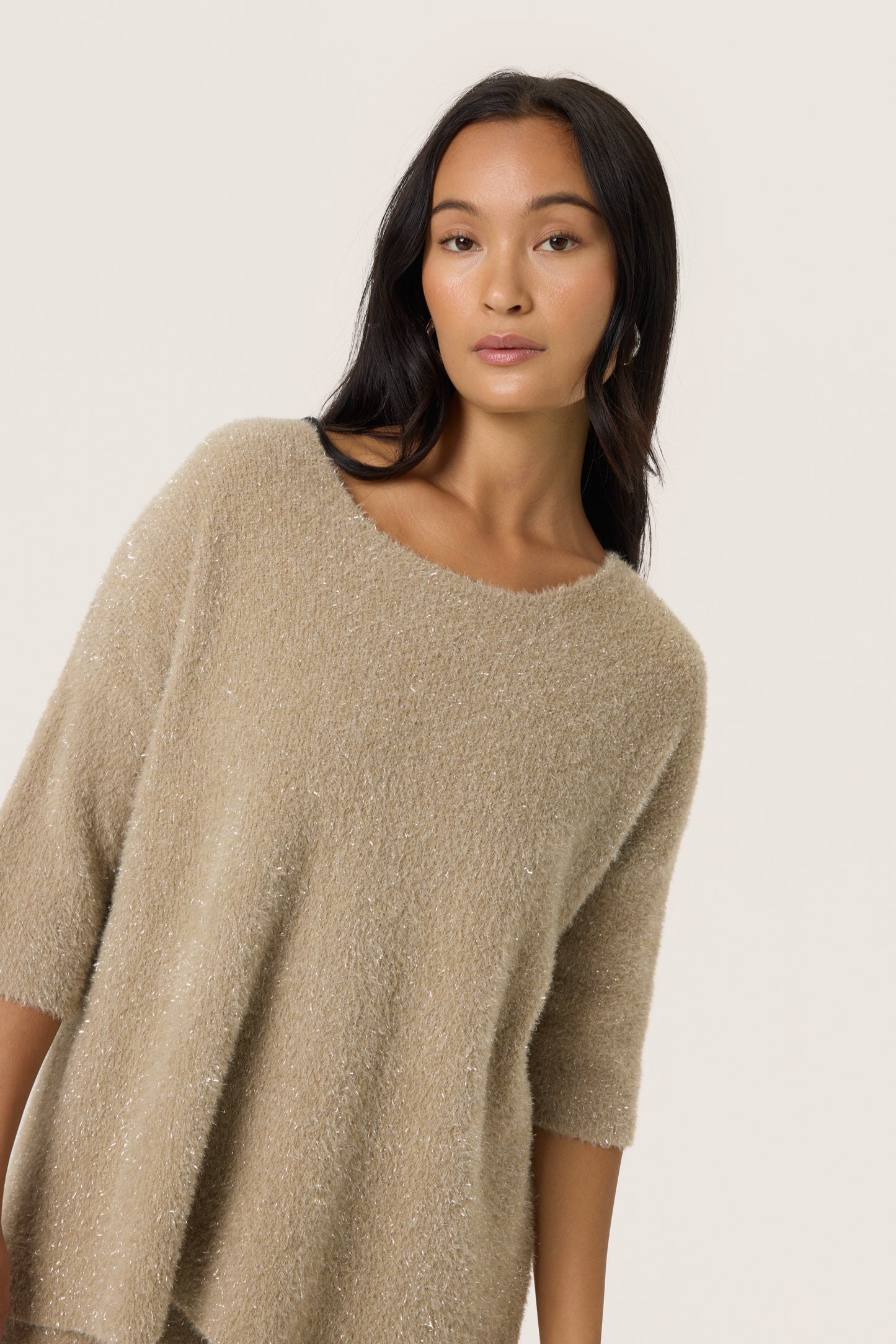 Soaked in Luxury Odalys Tuesday jumper with short sleeves.  In a dune colour with metallic yarn