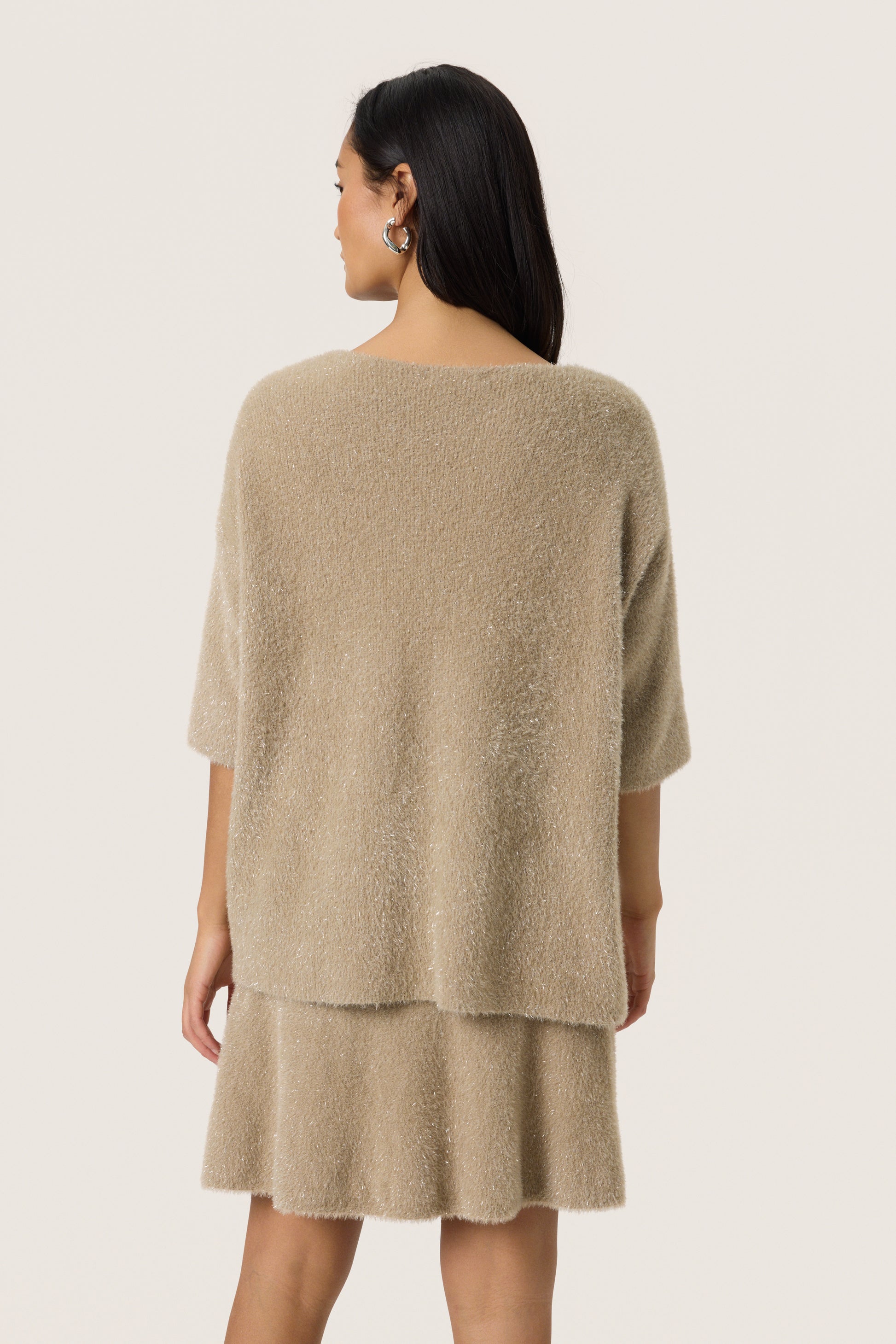 Soaked in Luxury Odalys Tuesday jumper with short sleeves.  In a dune colour with metallic yarn