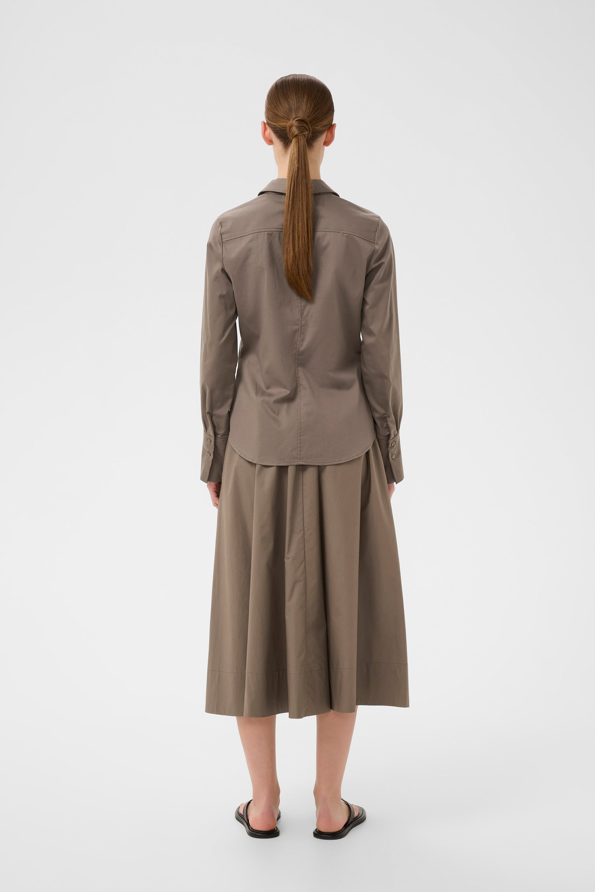 Inwear shirt in mud brown colour.  Long sleeves with collar