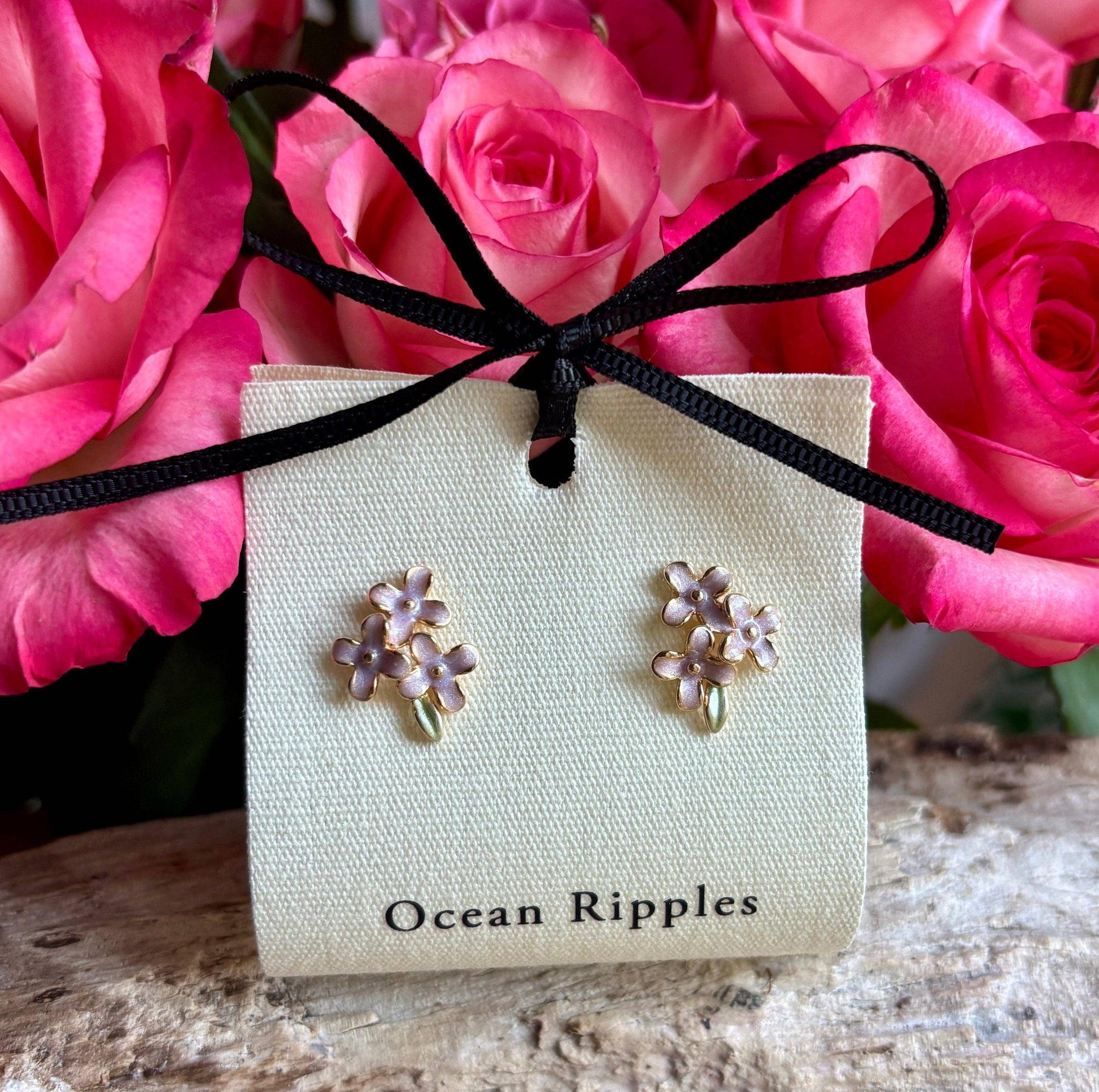 Ocean Ripples 14ct gold plated lilac flower stud earrings.