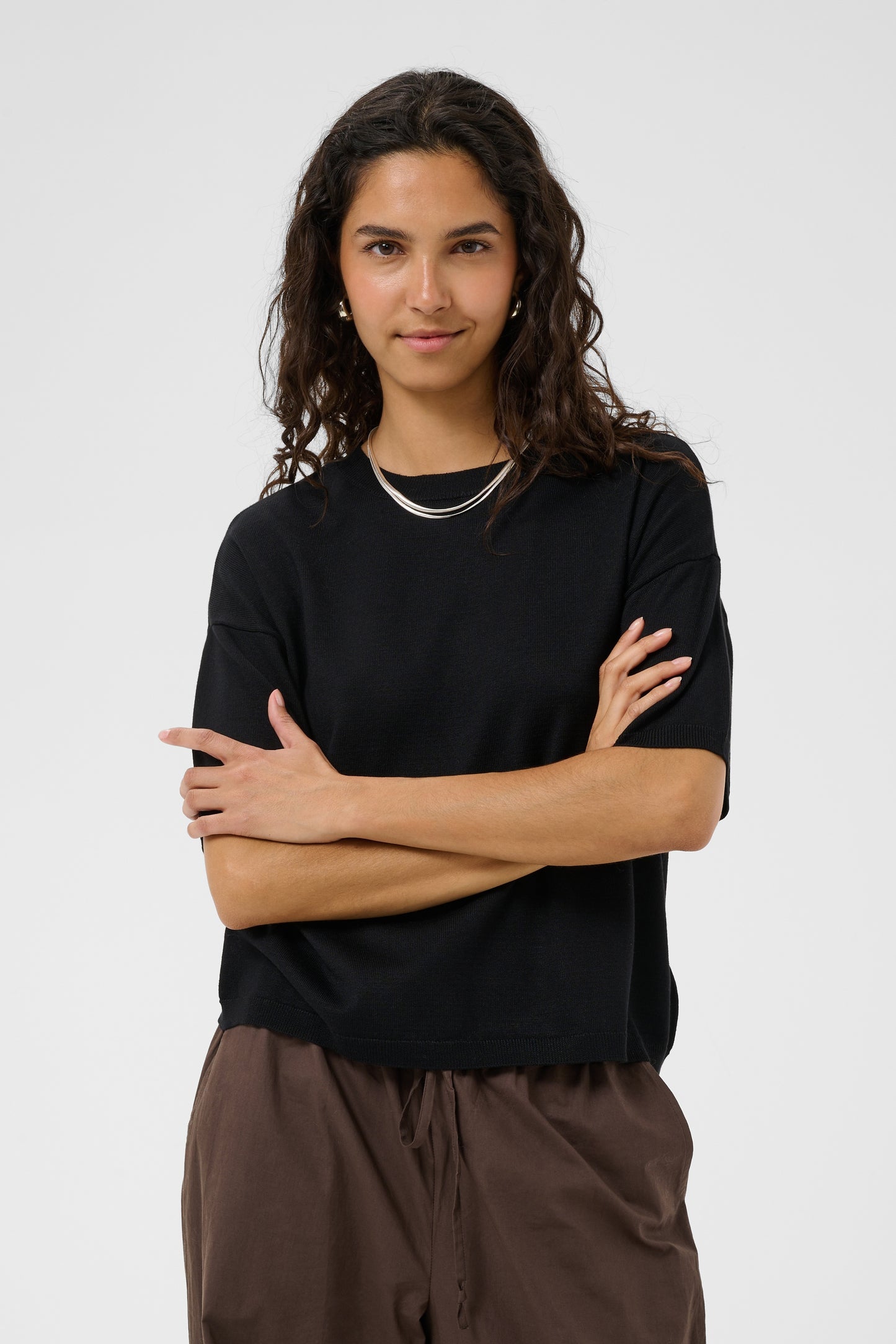Mila Boxy Short Sleeved Pullover in Black