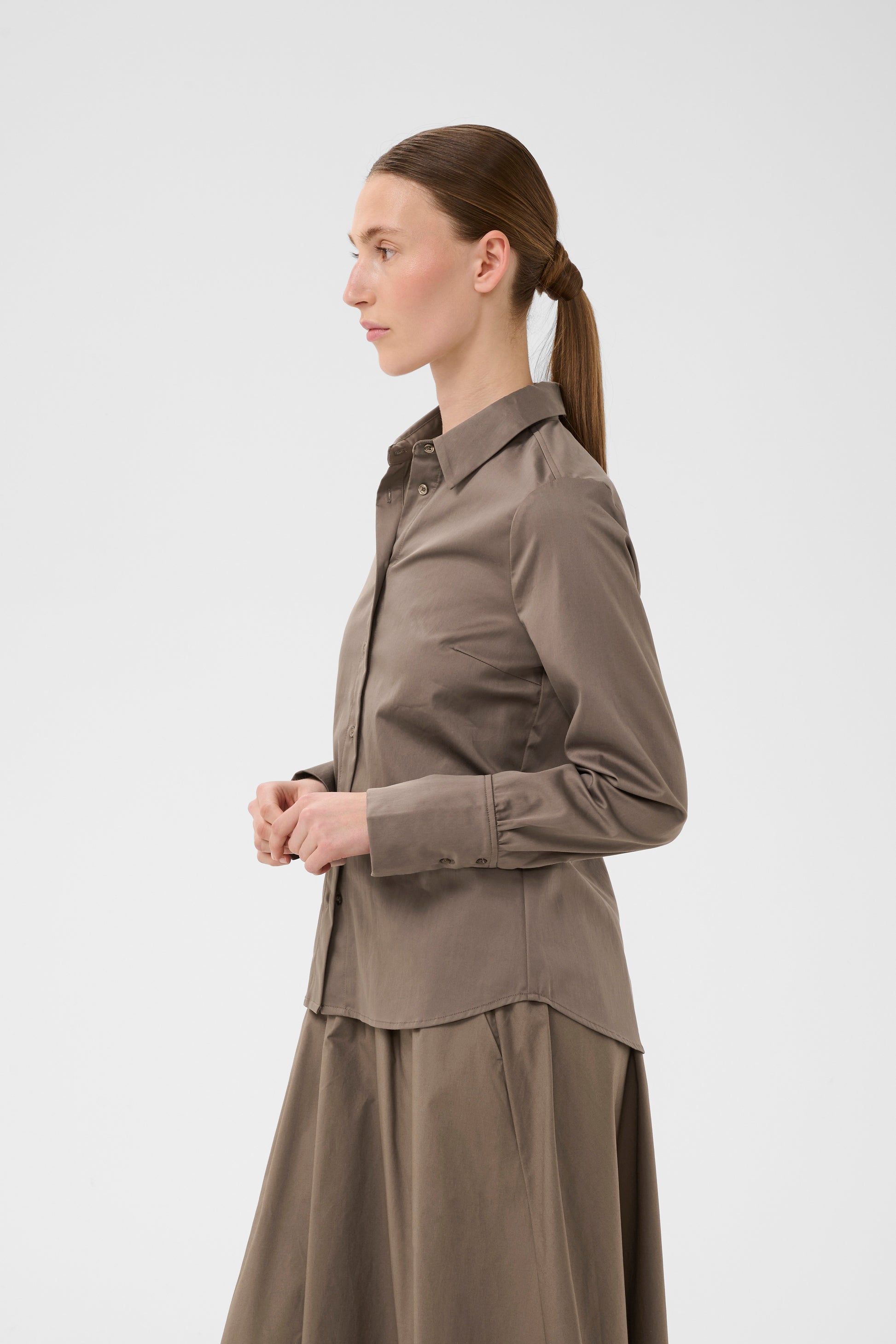 Inwear shirt in mud brown colour.  Long sleeves with collar